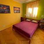 Apartamento Petra With Balcony And Terrace *
