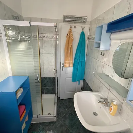 Apartment Petra With Balcony And Terrace Zambratija (Istria)
